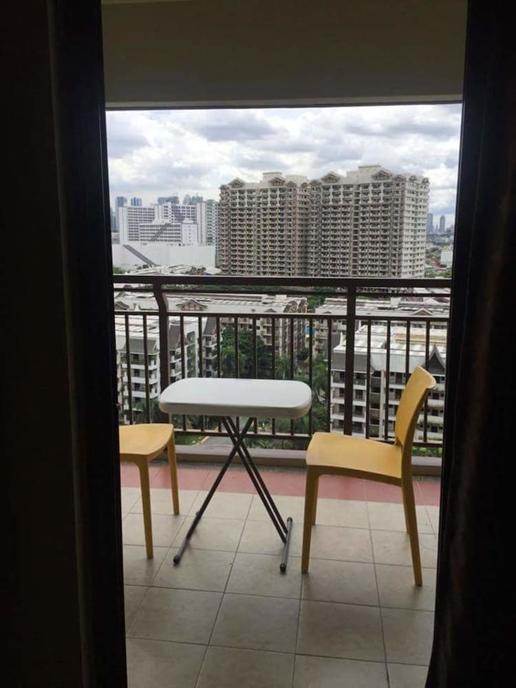 Your Home Away From Home Royal Palm 22/57
