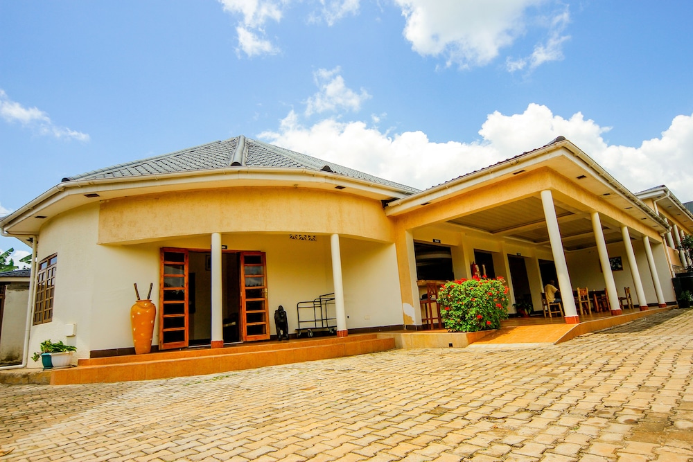 Kalya Courts Hotel 3/50