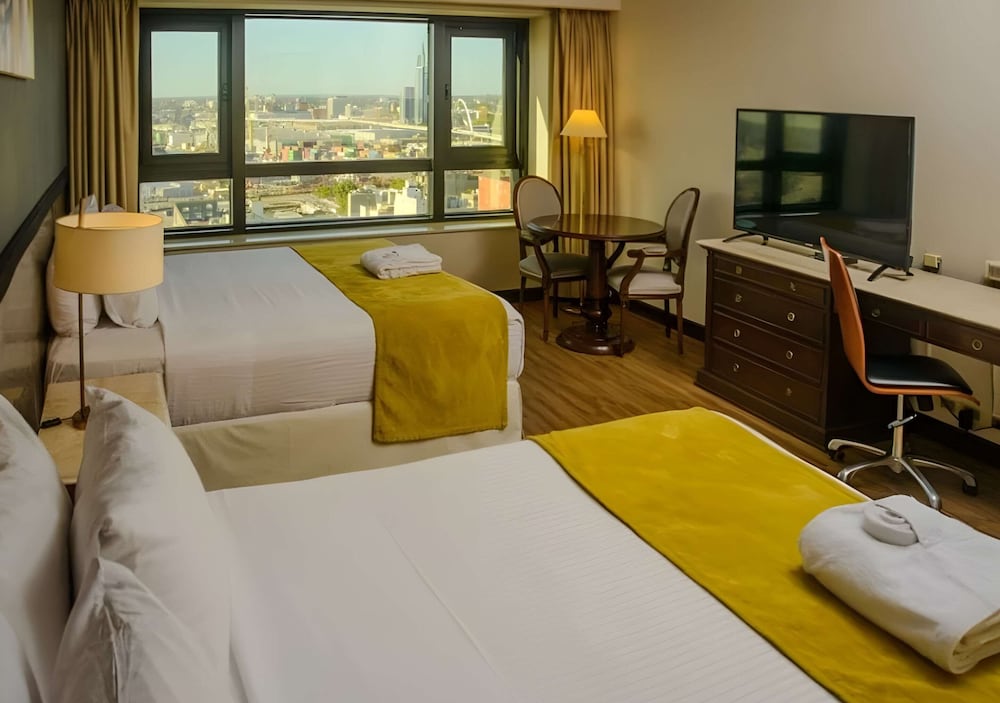 غرفة بريميوم بسريرين كينج، Radisson Montevideo Victoria Plaza Hotel 2/6