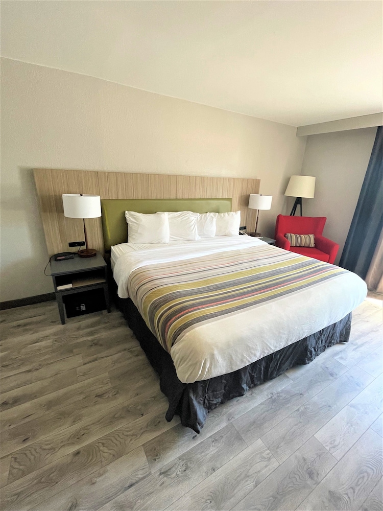 Country Inn & Suites by Radisson Greenville, NC 22/58