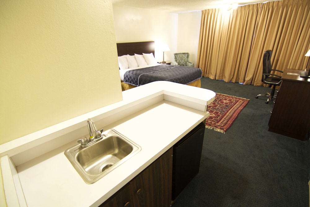 Royal Plaza Inn Indio 50/61
