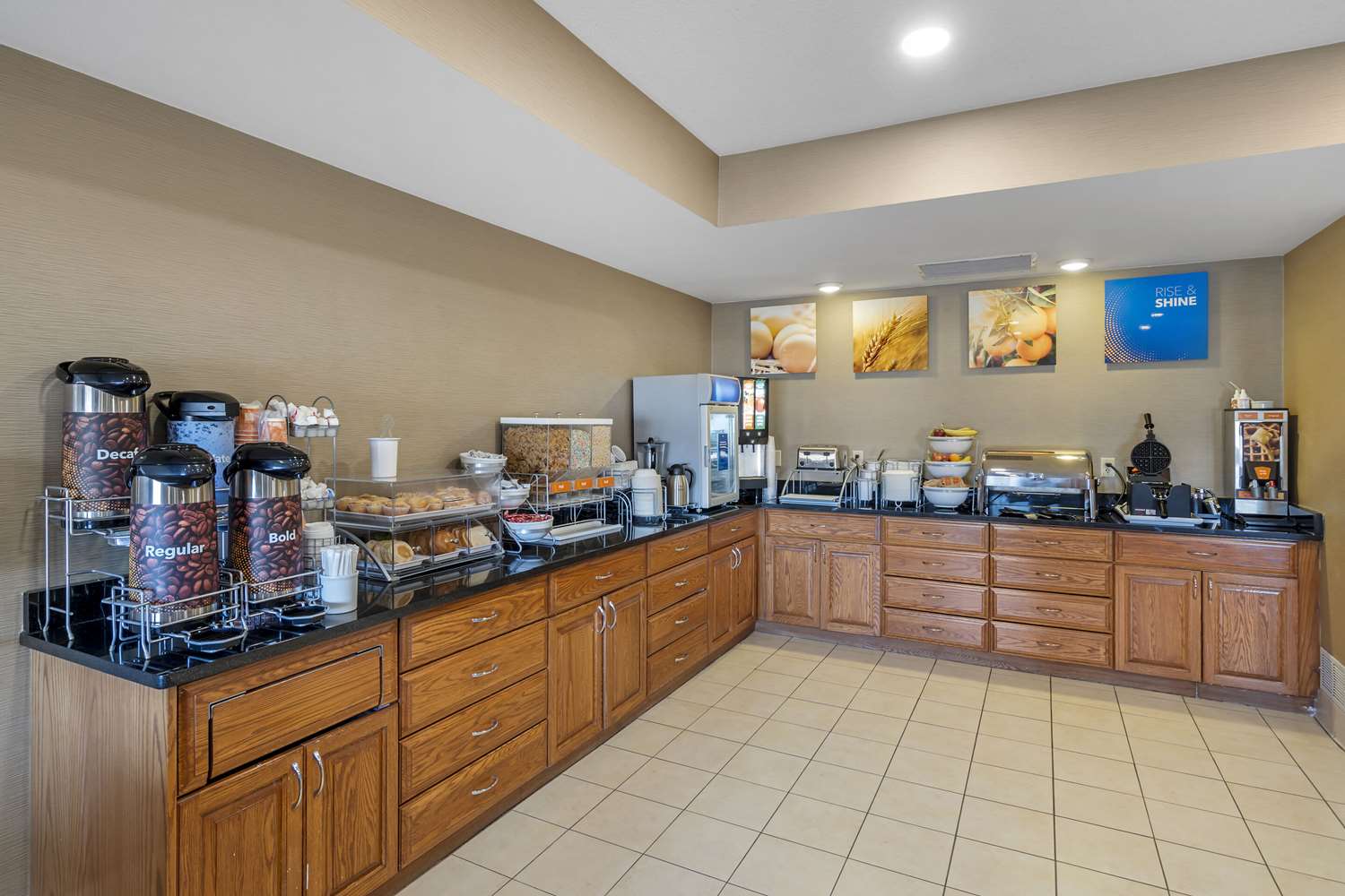 restaurant cafeteria