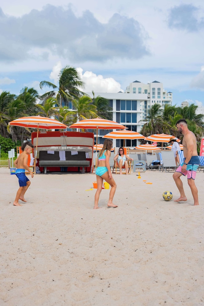 B Ocean Resort Fort Lauderdale 36/50