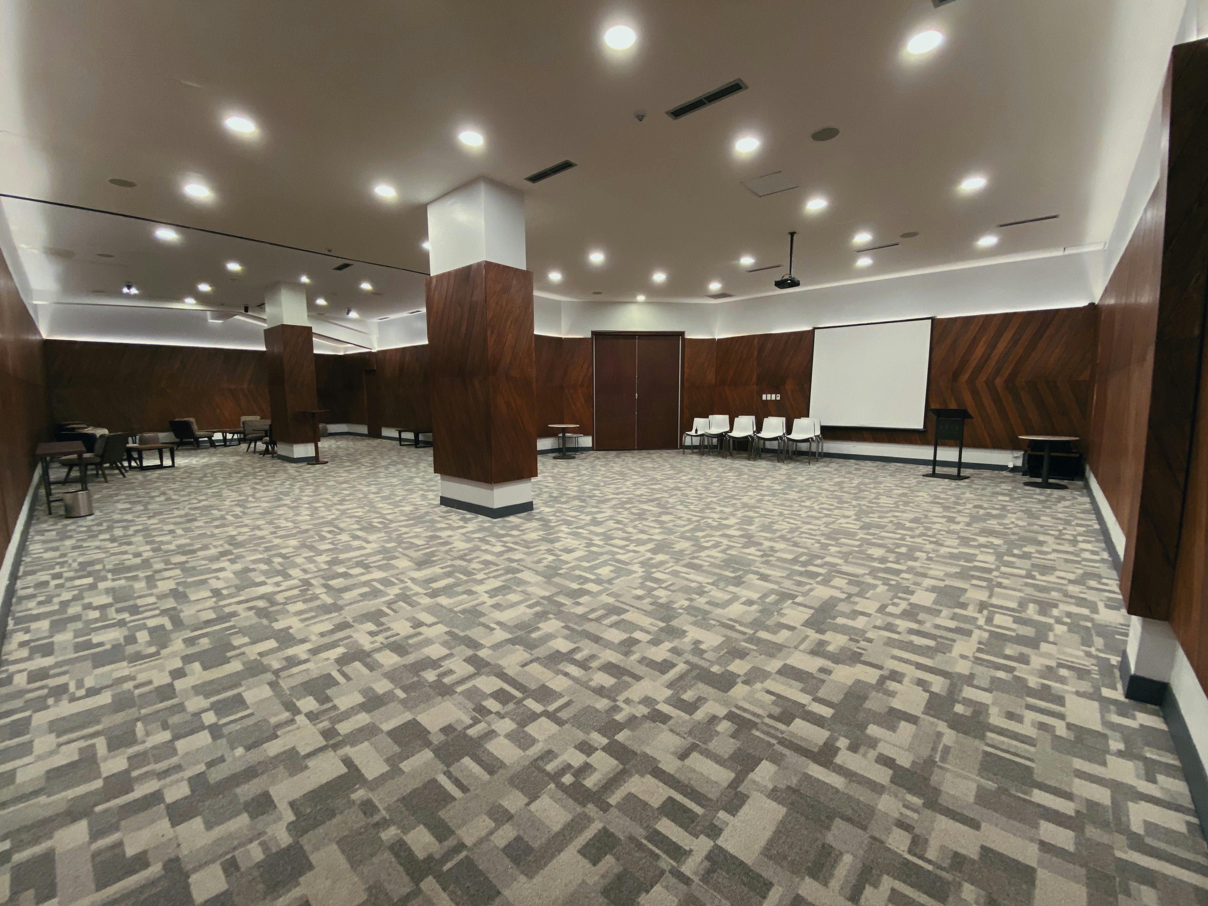 ATIX HOTEL 2/25