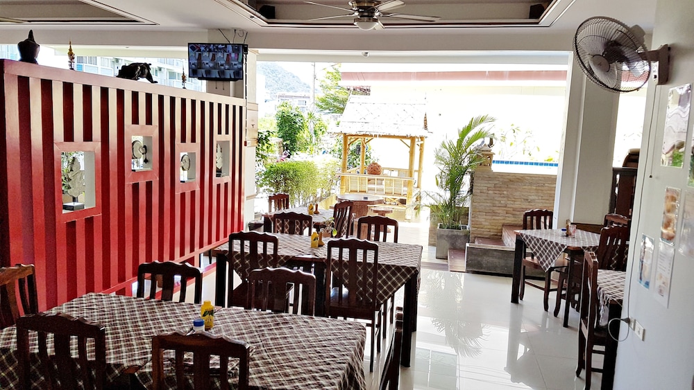 Green Harbor Hotel And Service Apartment 48/67