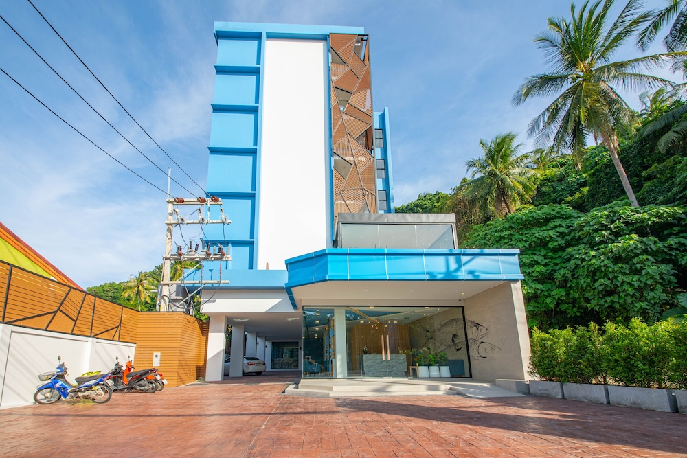 Golden Paradise Hotel 6/46