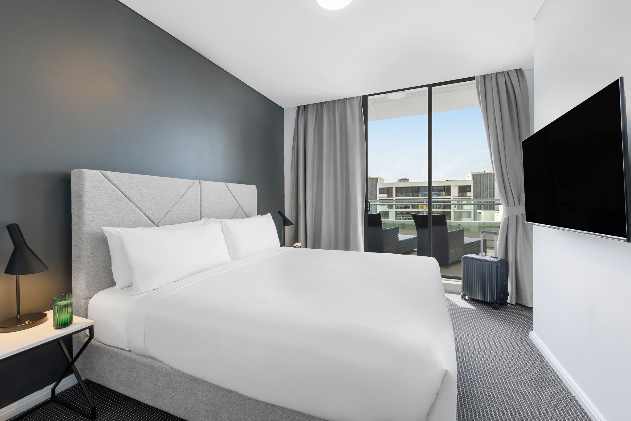 Meriton Suites Zetland 4/22