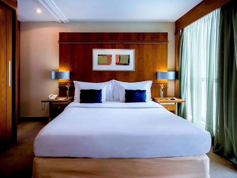 Grand Mercure Brasilia Eixo Monumental 10/73