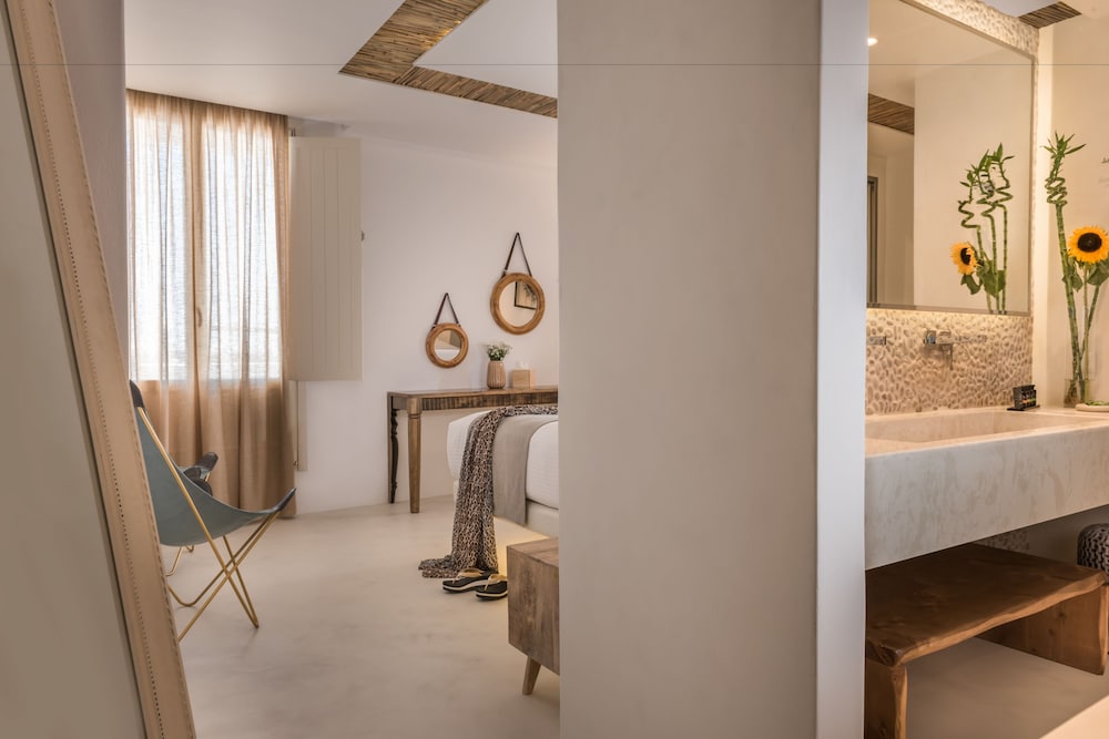 White & Co. Exclusive Island Villas 4/45