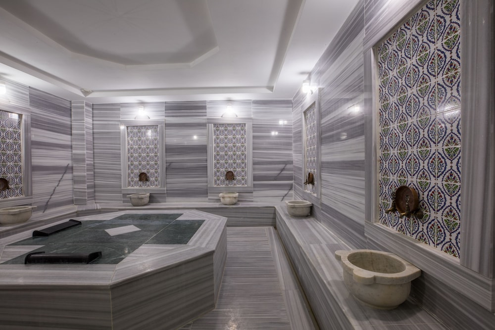 Karpalas City Hotel & Spa 41/70