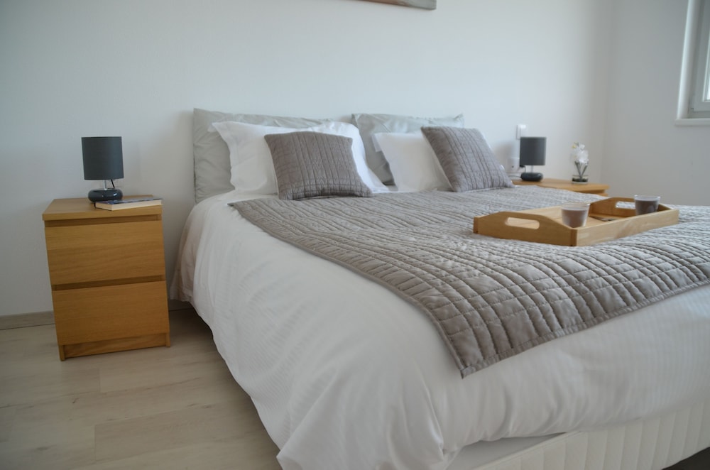 Apartment, 2 Trundle Beds, Queen Bed