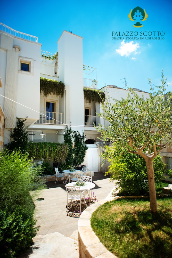 PALAZZO SCOTTO 45/50