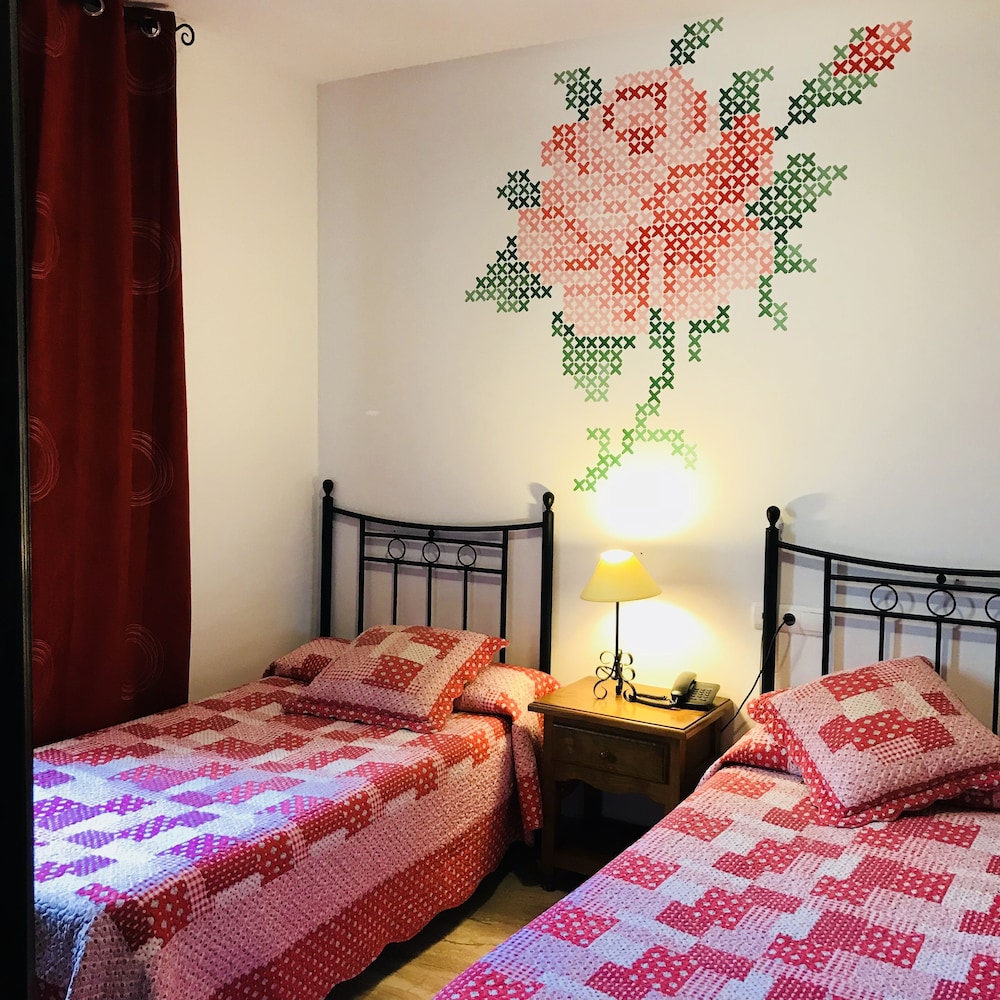 Las Rosas 5/27