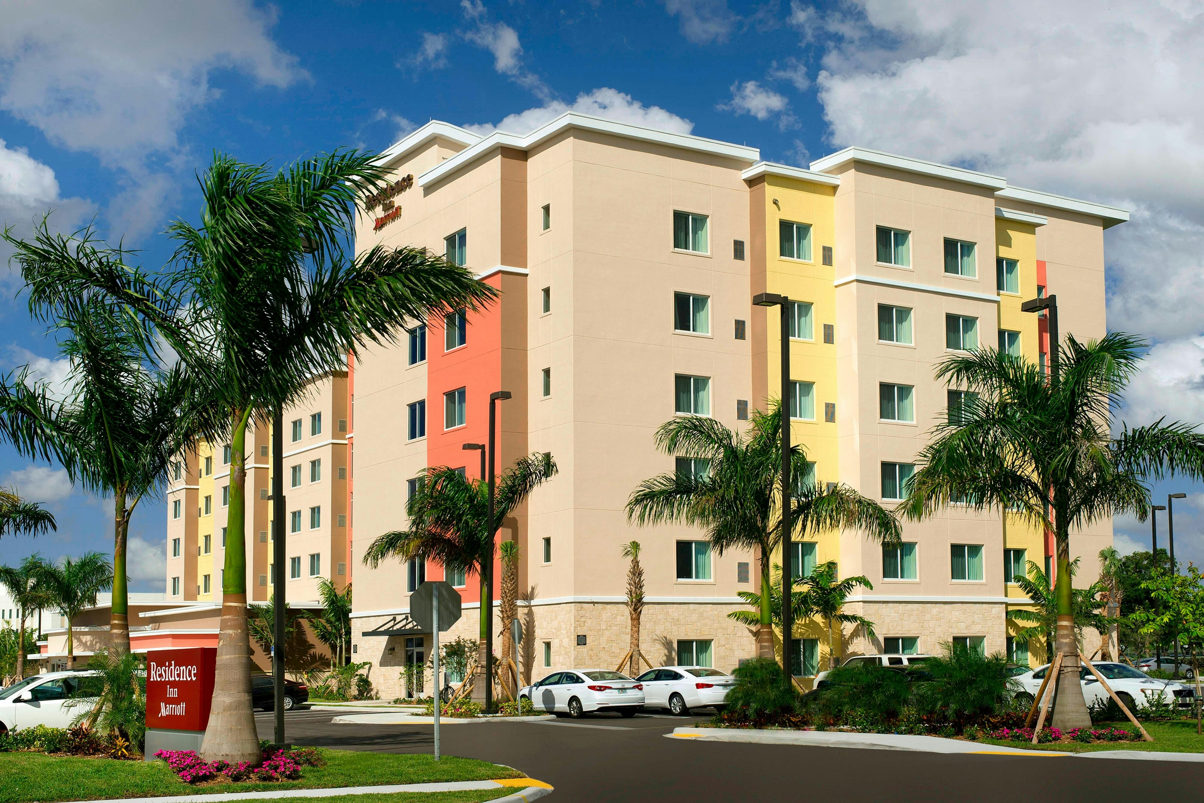 RESIDENCE INN MIAMI AIRPORT WEST / DORAL 15/18