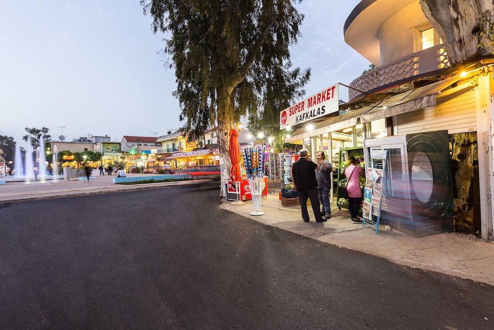 Georgioupolis Plaza Suites 34/38