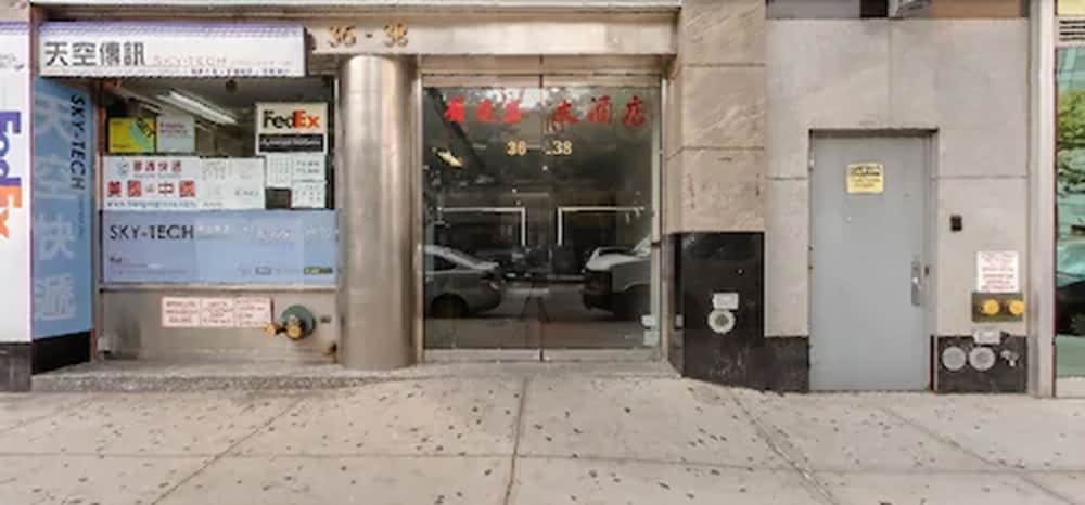 Flushing Hotel 55/60