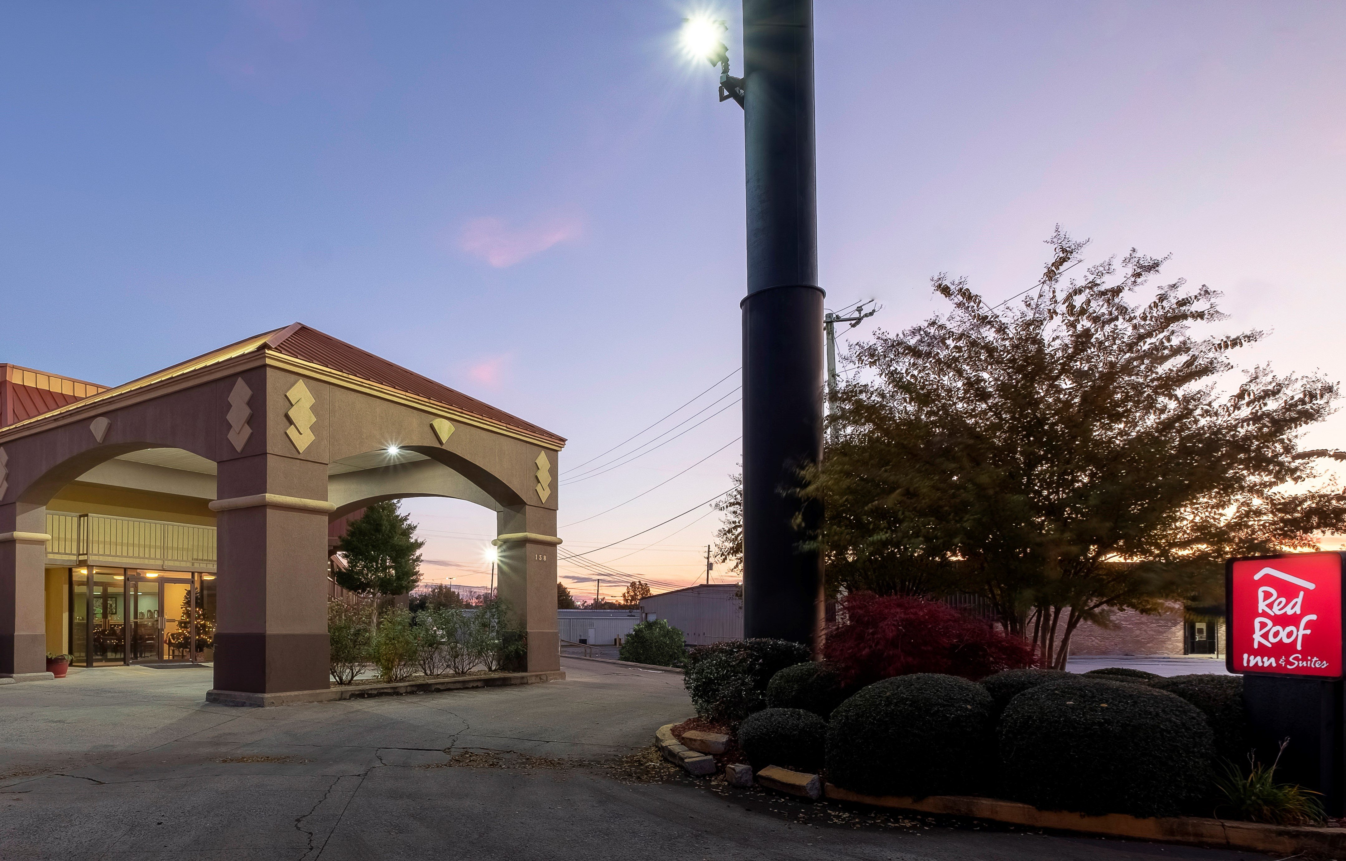 Red Roof Inn Suites Oxford 2/7