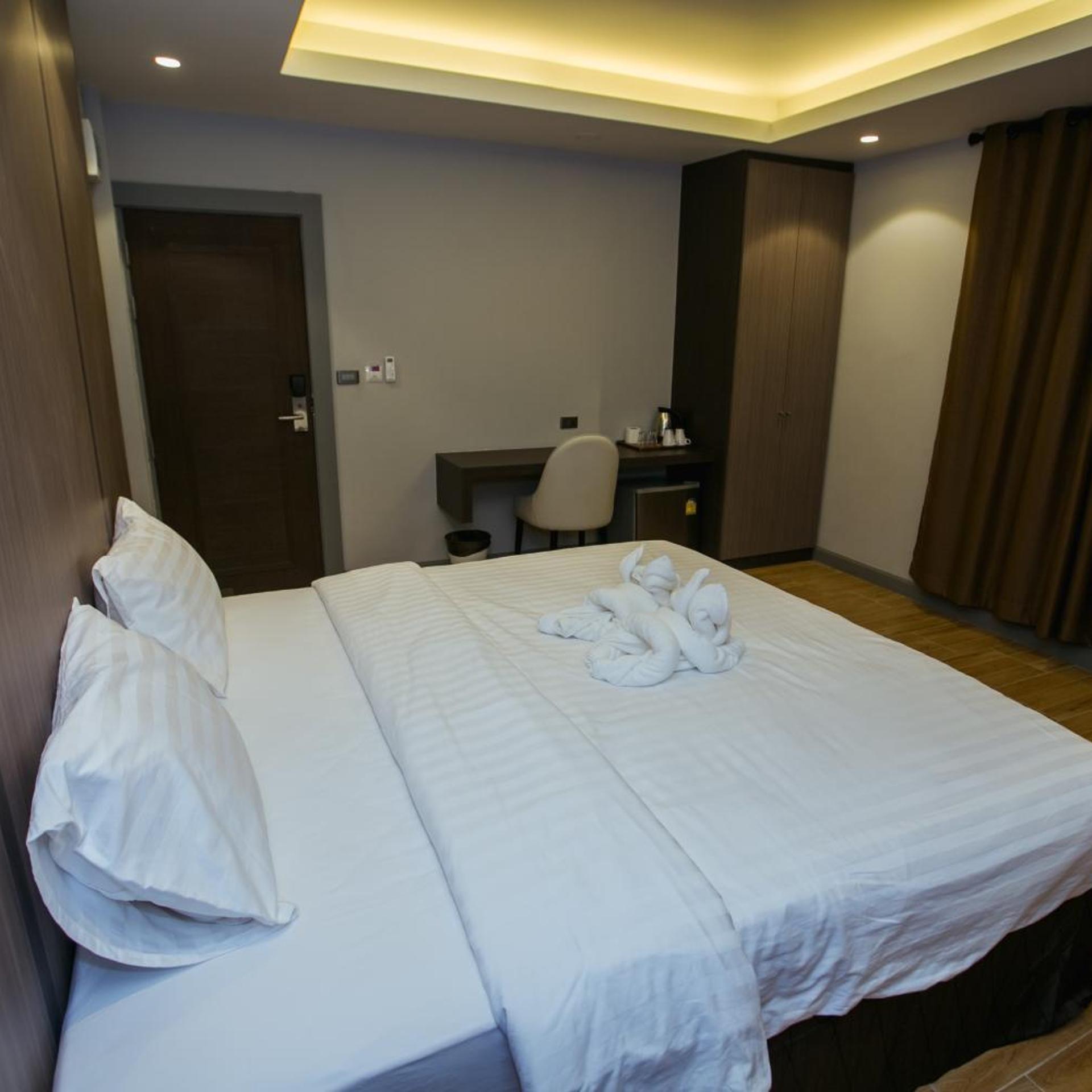 The Bed Hotel 27/50