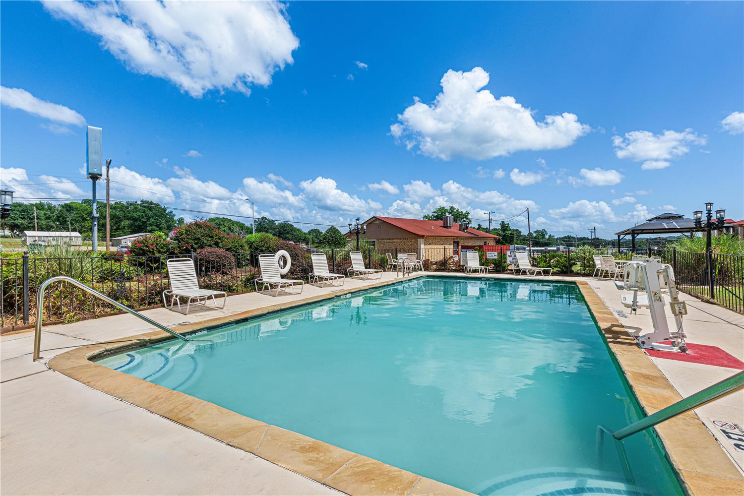 Best Western Palestine Inn 3/9