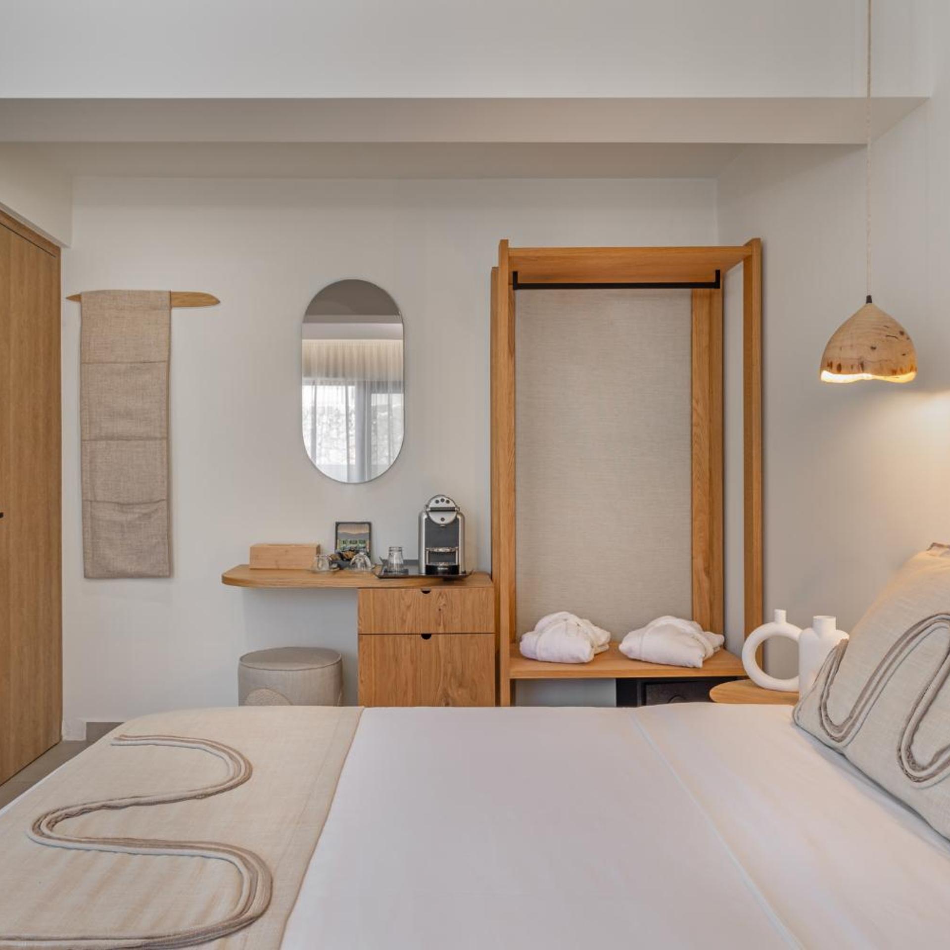 Deluxe, Double Bed, Outdoor Jetted Tub