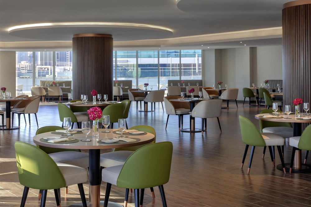 Avani+ Palm View Dubai Hotel & Suites 34/50
