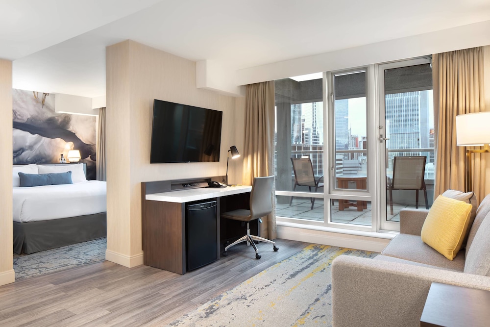 Delta Hotels by Marriott Vancouver Downtown Suites 29/49