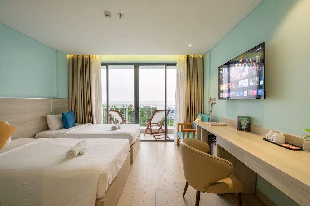 DELUXE, TWIN BEDS