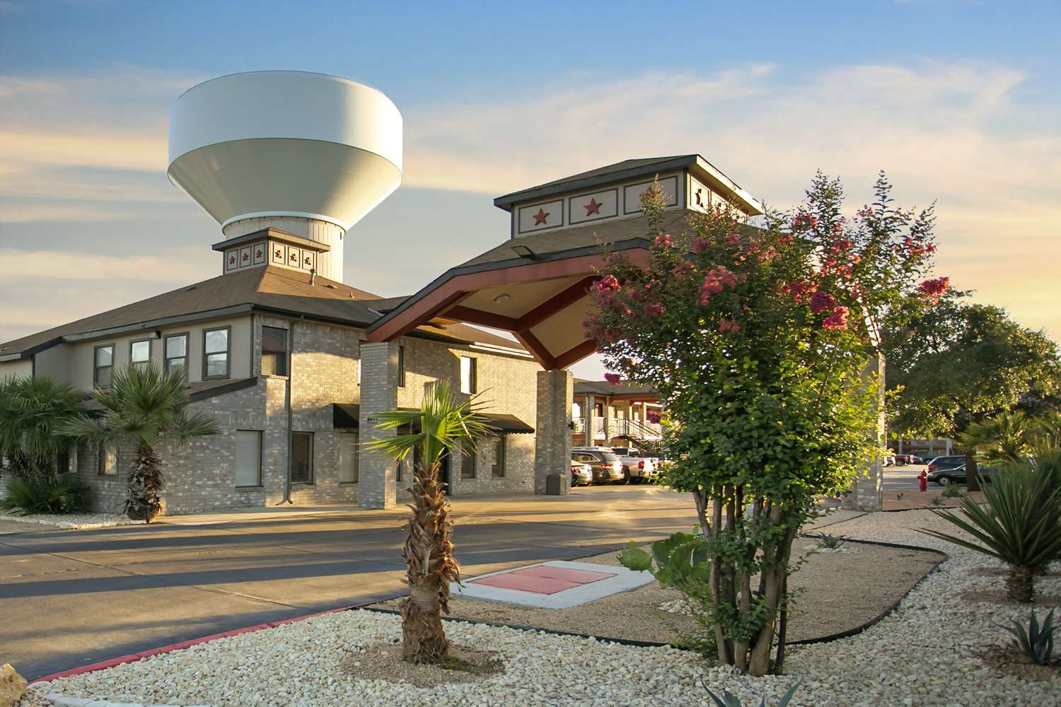 Econo Lodge Near Lackland Air Force Base-SeaWorld 38/39