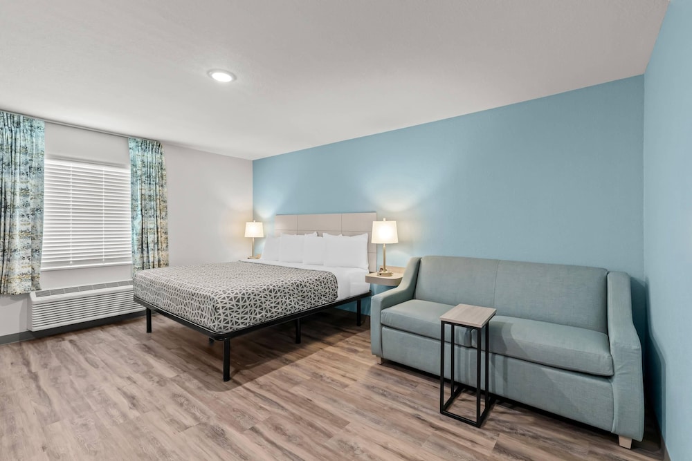 WoodSpring Suites Atlanta Canton 45/65