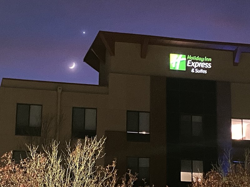 Holiday Inn Express Hotel and Suites Albuquerque Historic Old Town 2/73