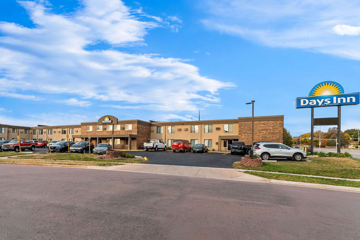 Days Inn by Wyndham Sioux Falls Empire 27/29