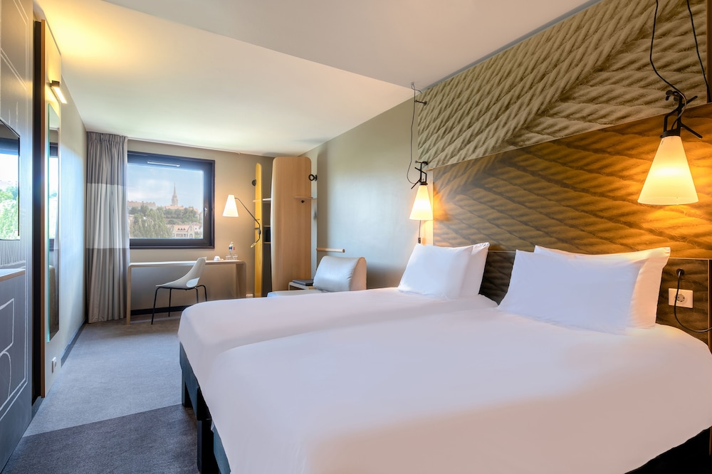 Ibis Budapest Castle Hill 12/77