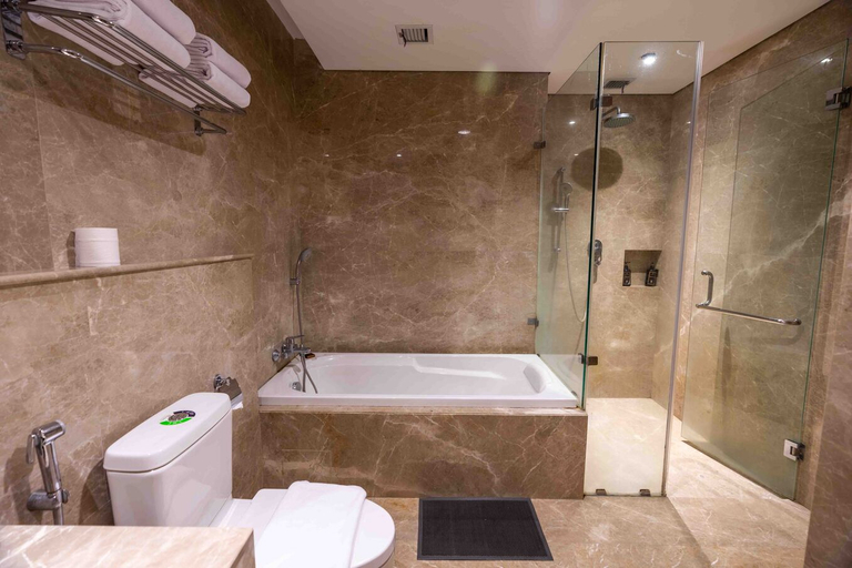 2 Bedrooms, Hollywood, Suite, Double or Twin Bed، Hotel Azana Suites Hotel Antasari 3/3
