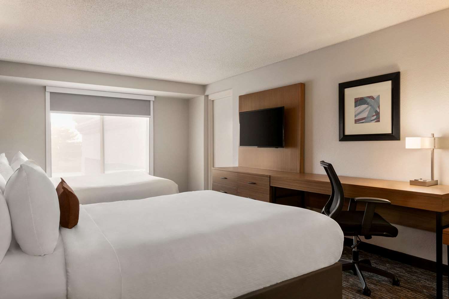 Wingate By Wyndham Cincinnati Blue Ash 6/28