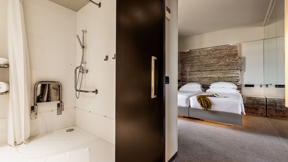 Vitoria Stone Hotel 57/58