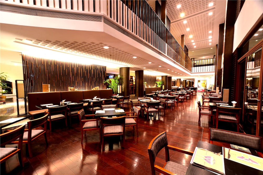 Baiyun Lakeside Hotel 41/50