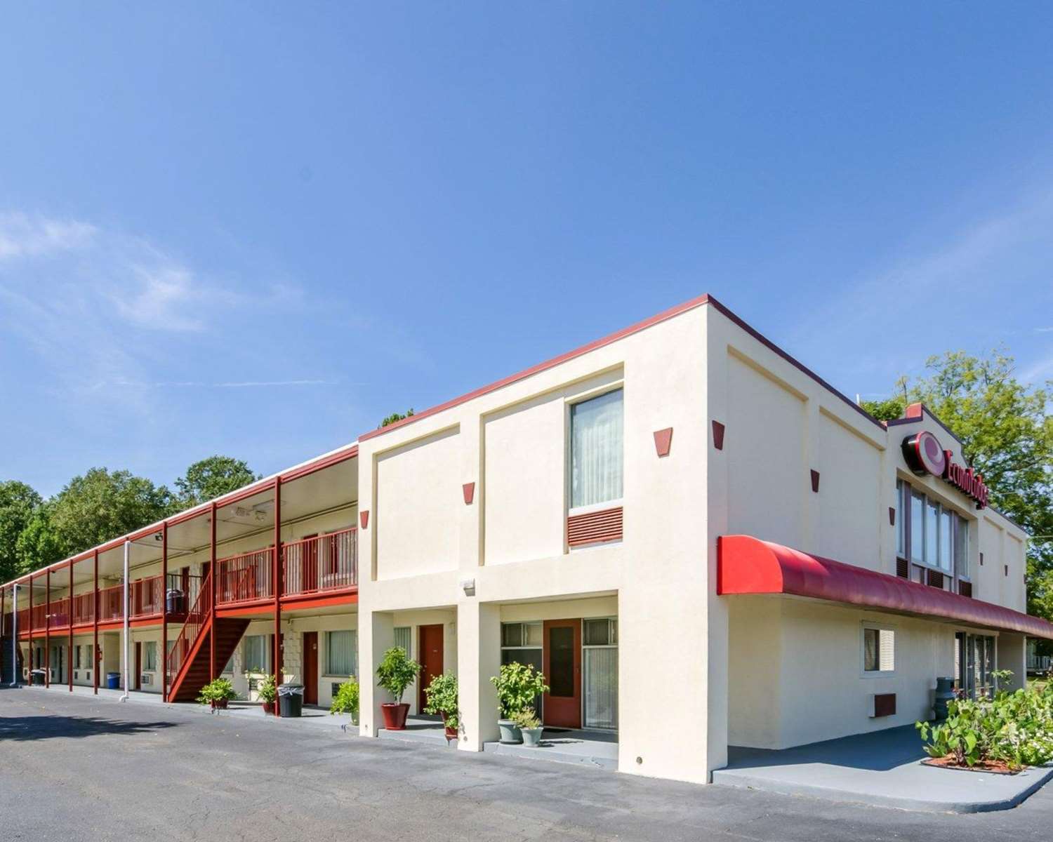 Econo Lodge Pottery 11/12