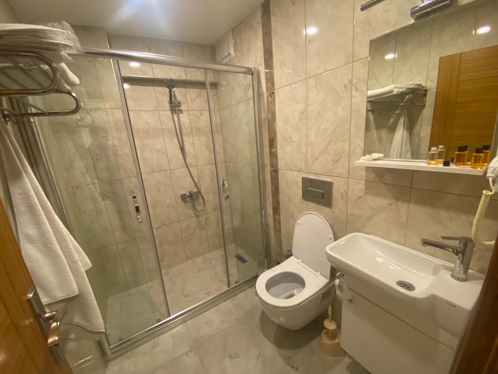 Grand Gara Hotel 15/17