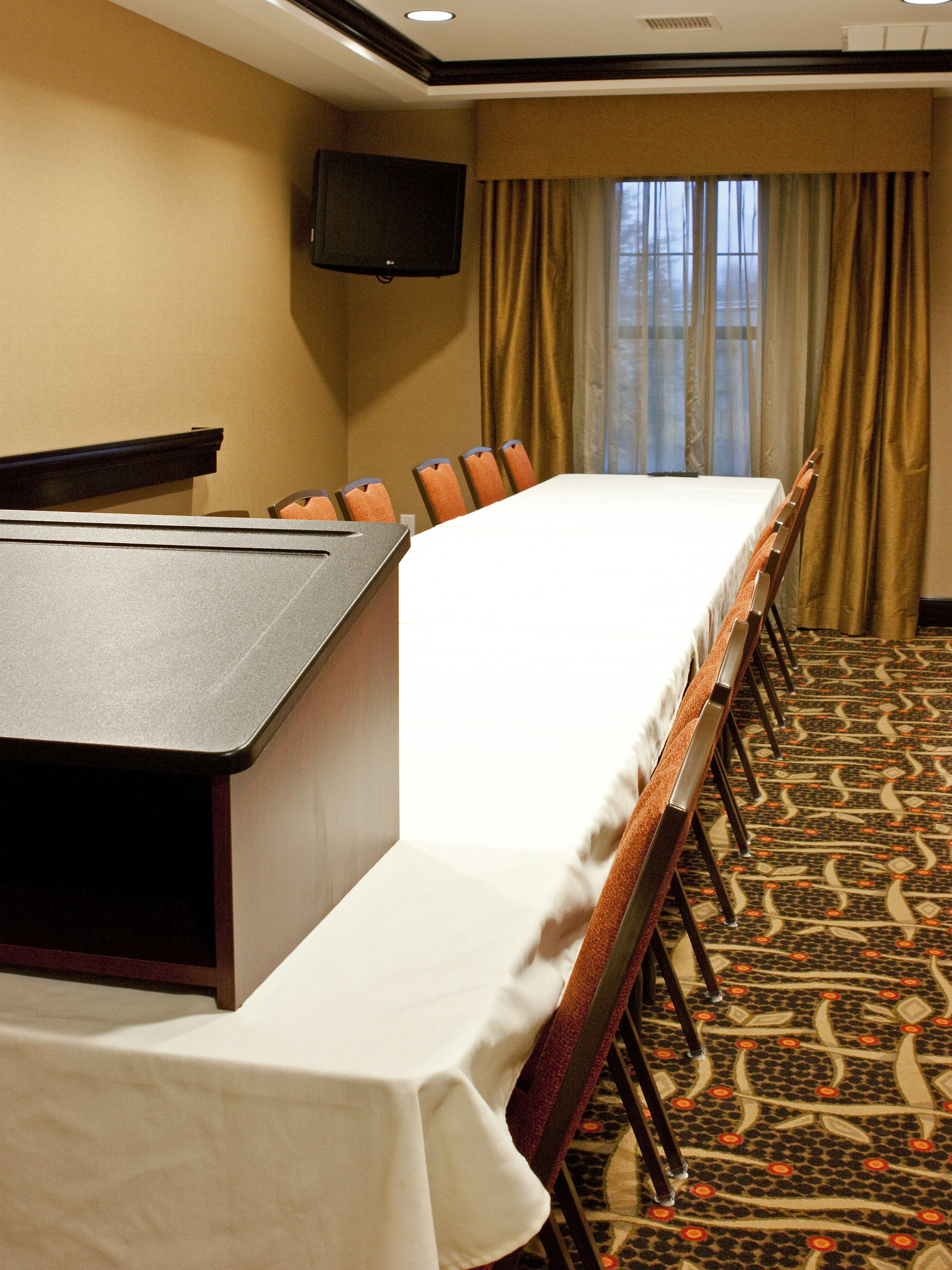 Hampton Inn Oxford/Miami University Area 14/35
