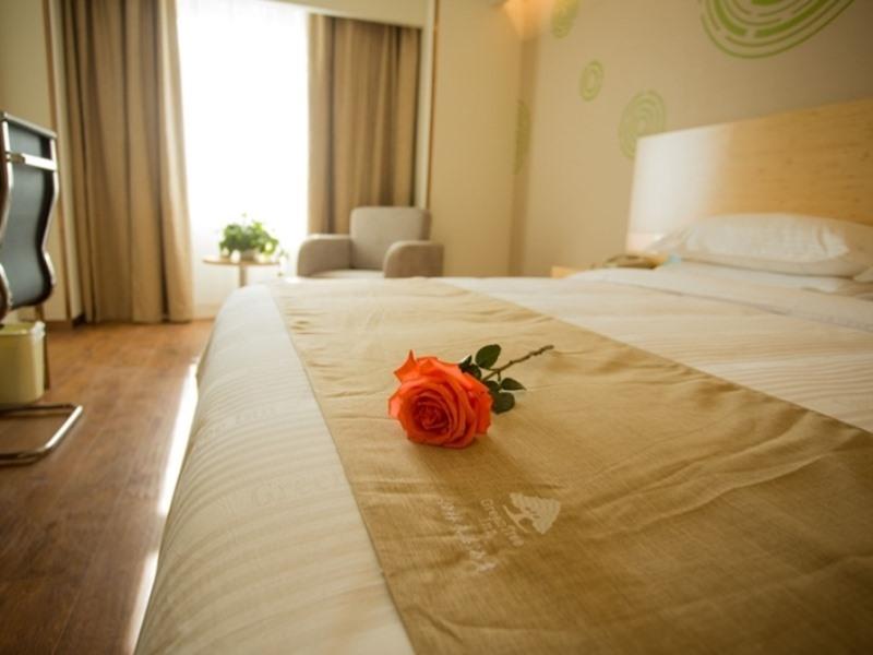 GreenTree Inn Jinan Tangye Express Hotel 15/19