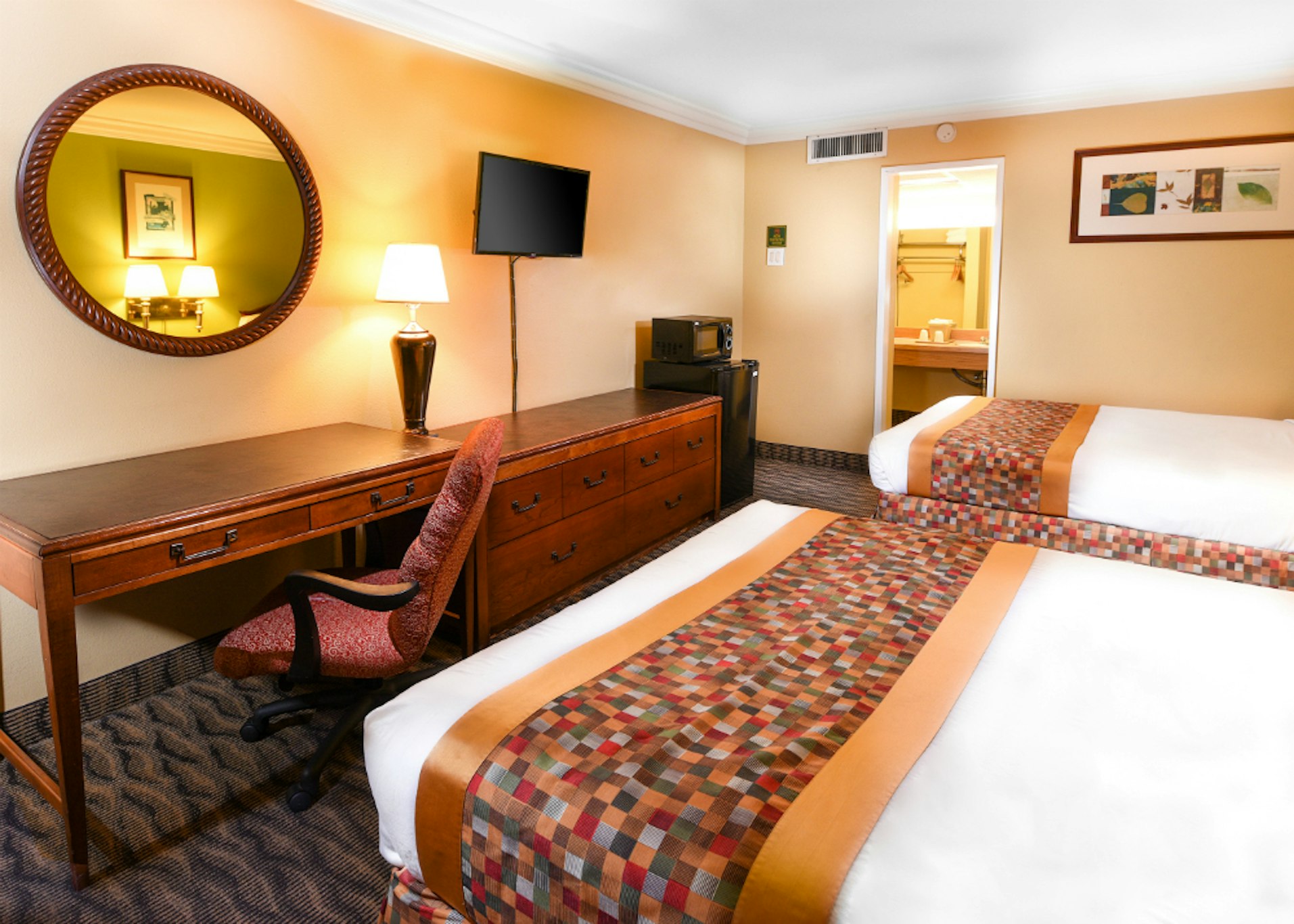 Vagabond Inn Costa Mesa 36/48