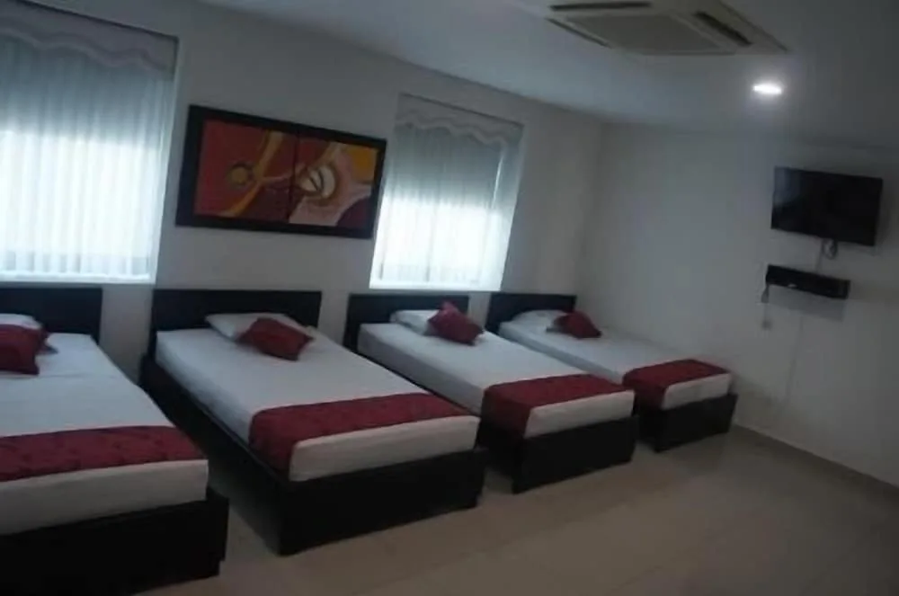 Hotel Monaco Real 24/50