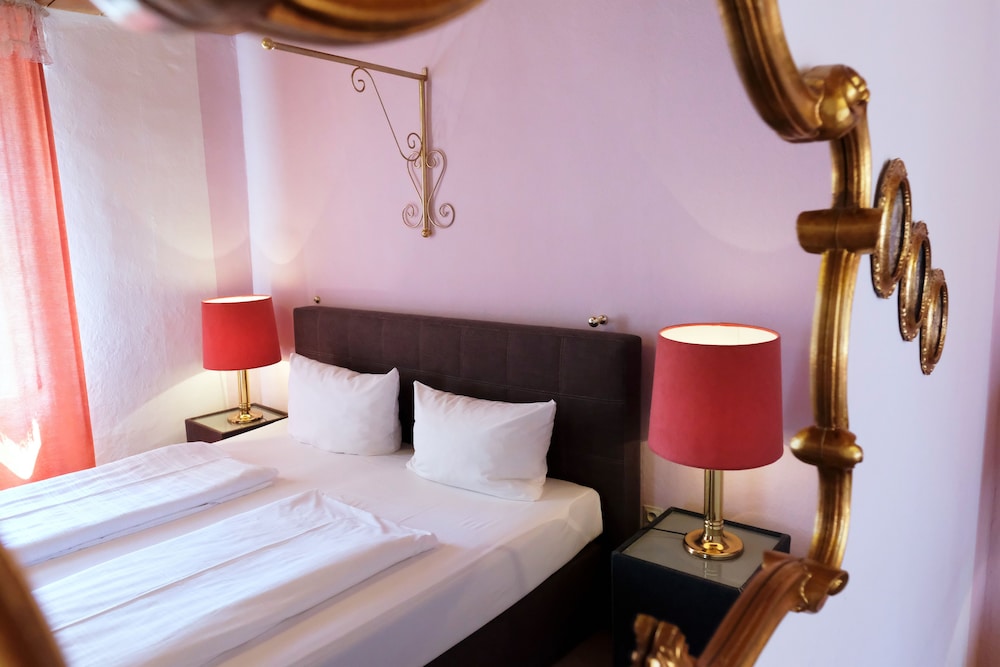 Romantica Hotel Blauer Hecht 11/57