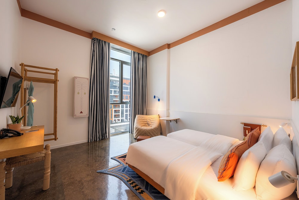 Shada Hotel Dubai 28/73