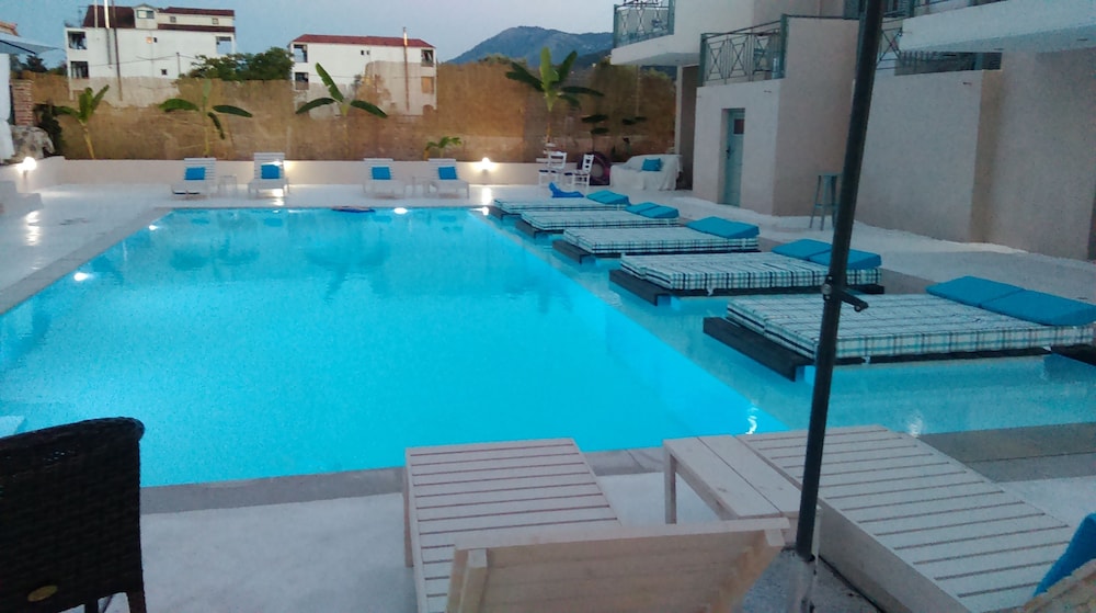 Villa Olga Lounge Hotel 23/41