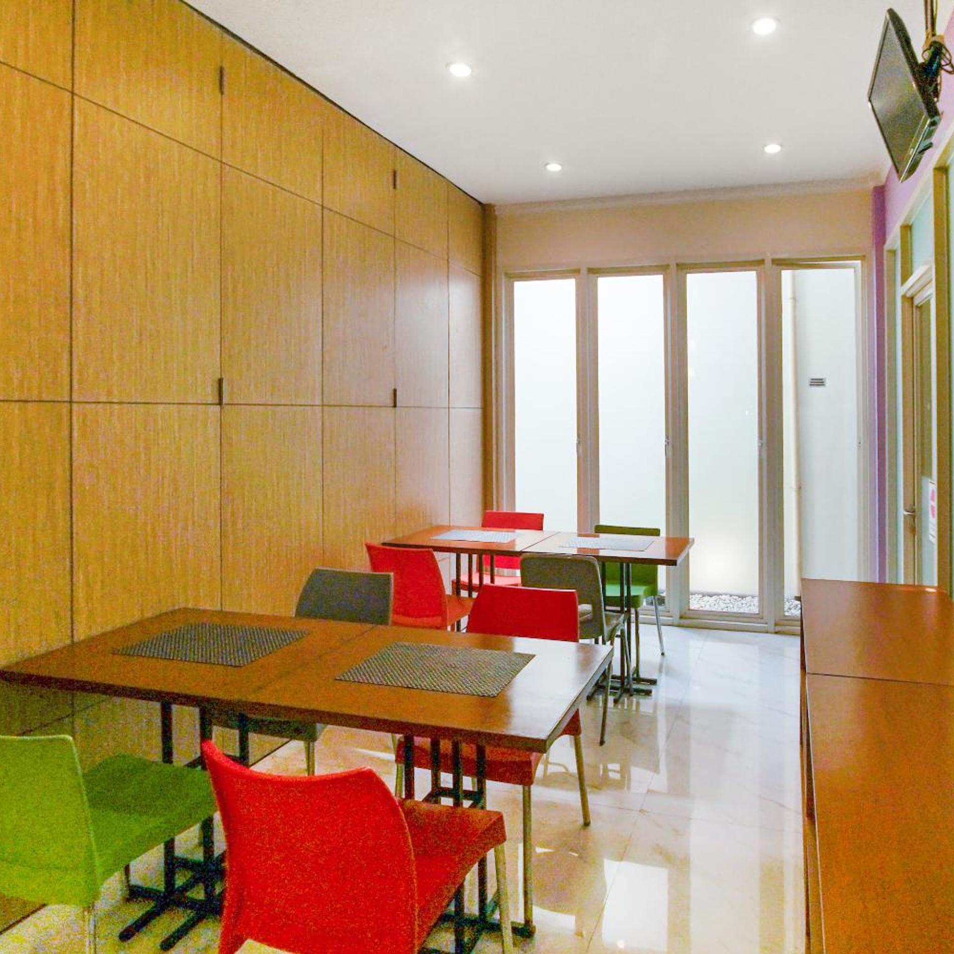 Sans Hotel Fif Fa Malang (ex OYO 3798 Fif fa Inn Pisang Kipas) 49/50