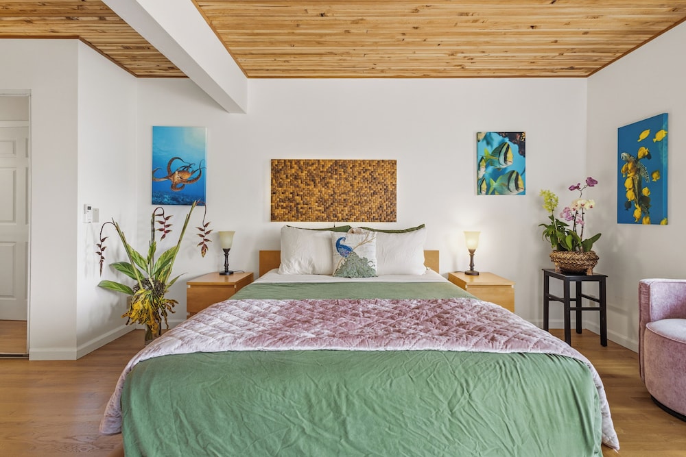 Luana Nai'a Inn 13/50