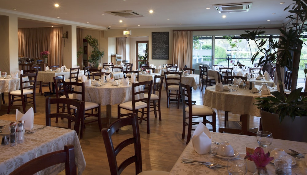 Devonvale Golf and Wine Estate 35/50