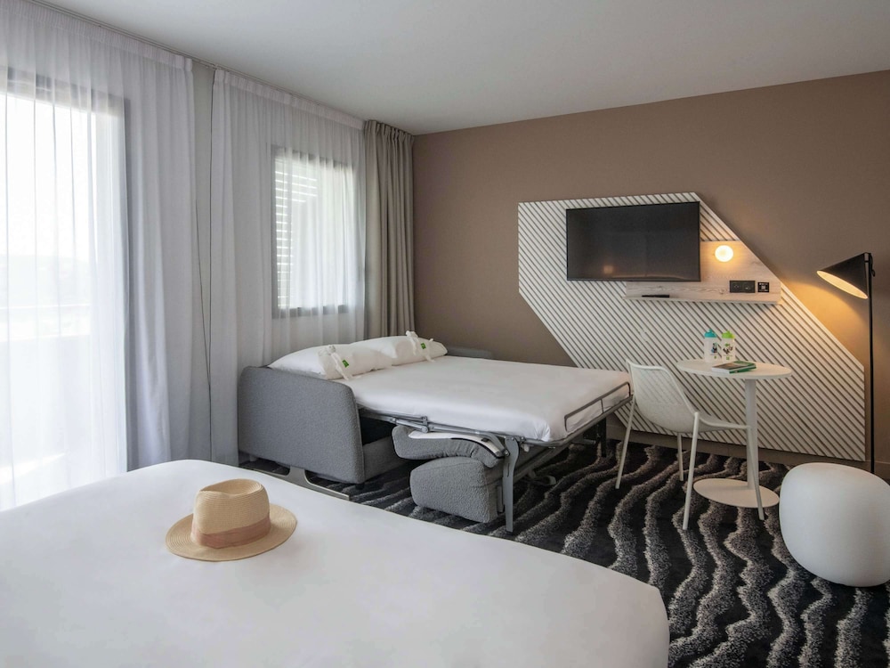 FAMILY, DOUBLE BED, SOFA, BALCONY