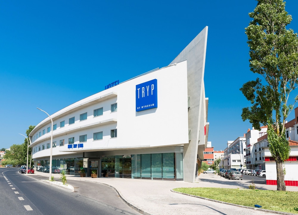 TRYP by Wyndham Leiria 1/49